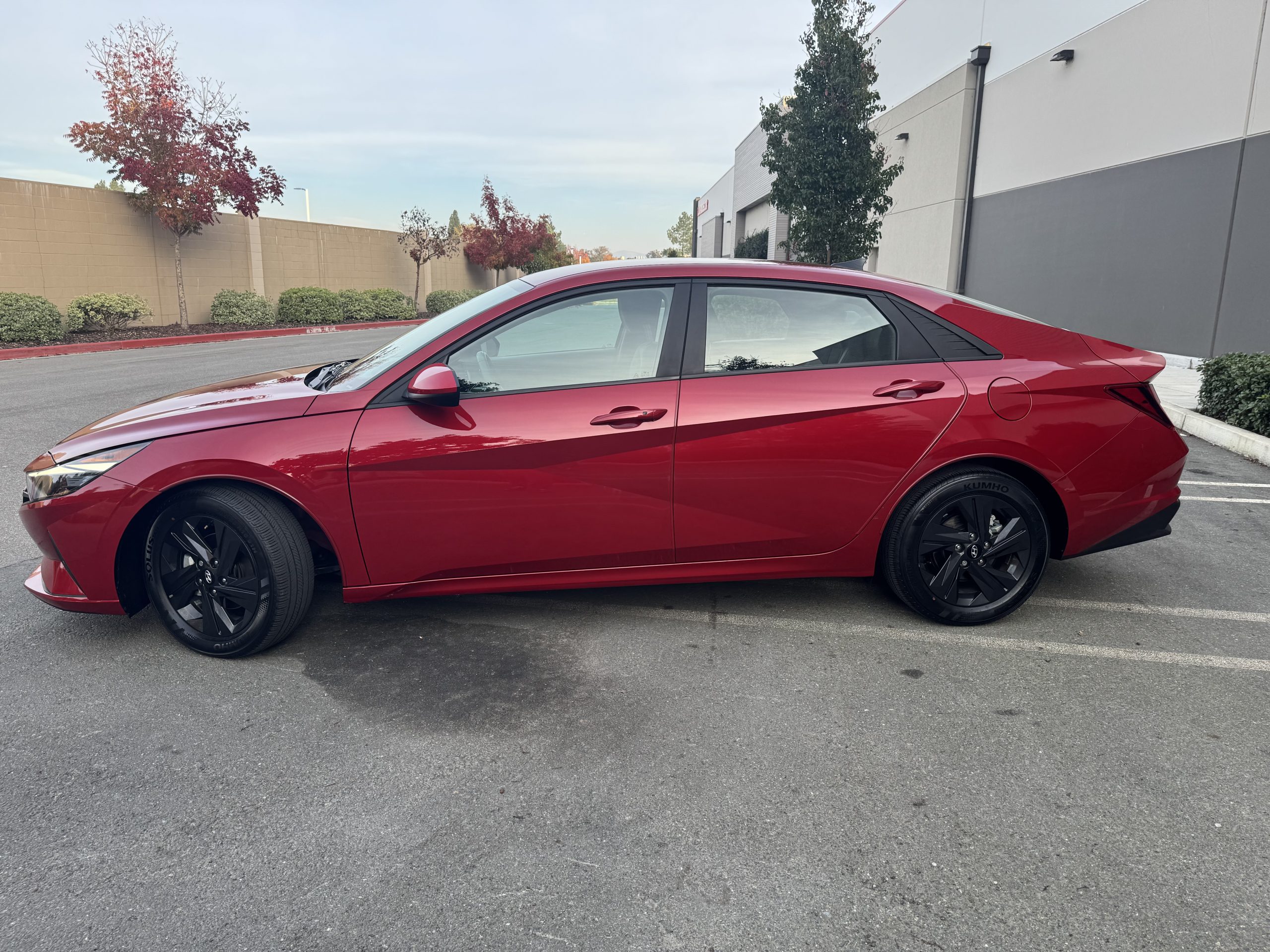 2021 Hyundai Elantra SEL - Image 4