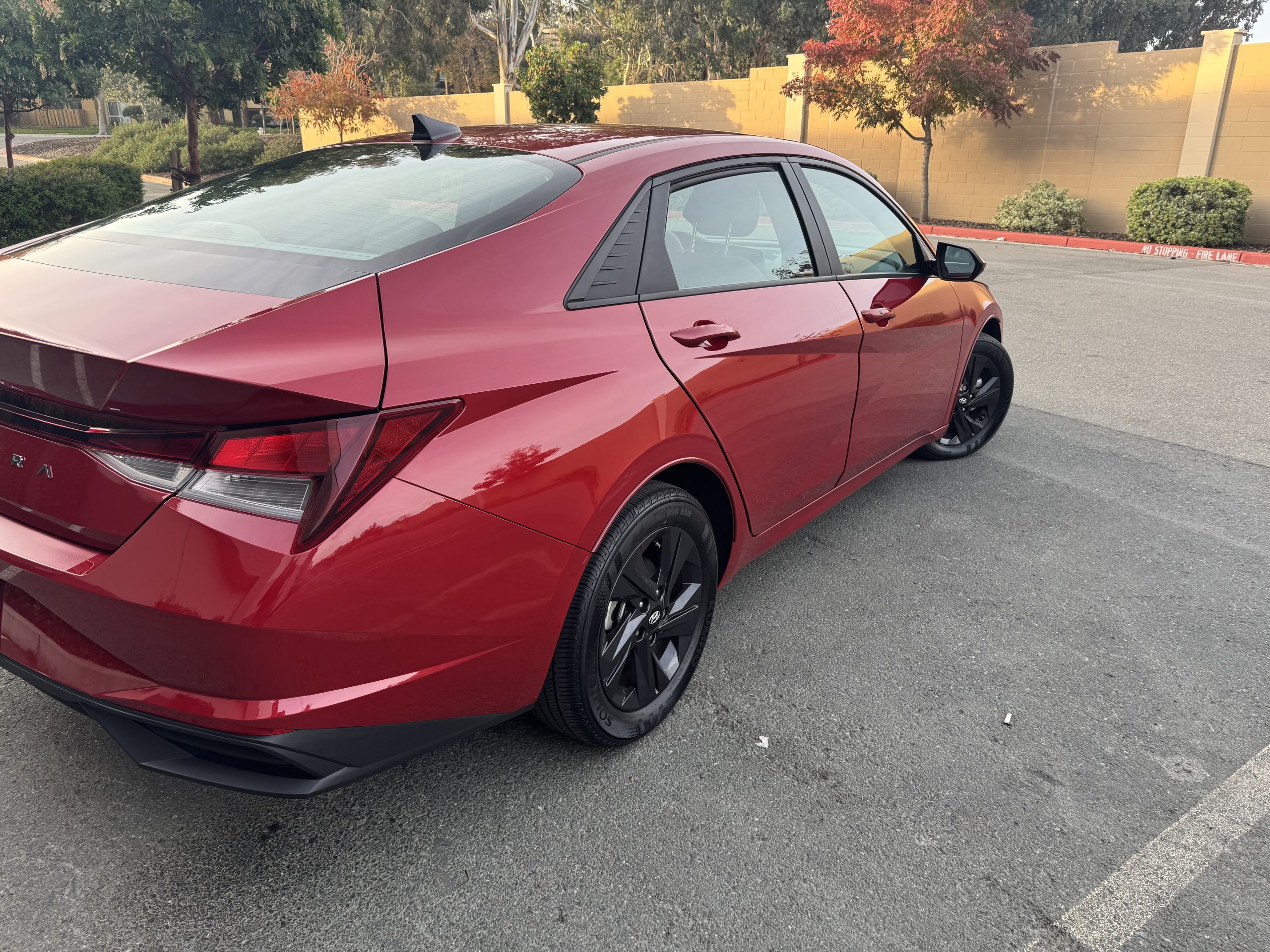 2021 Hyundai Elantra SEL - Image 7