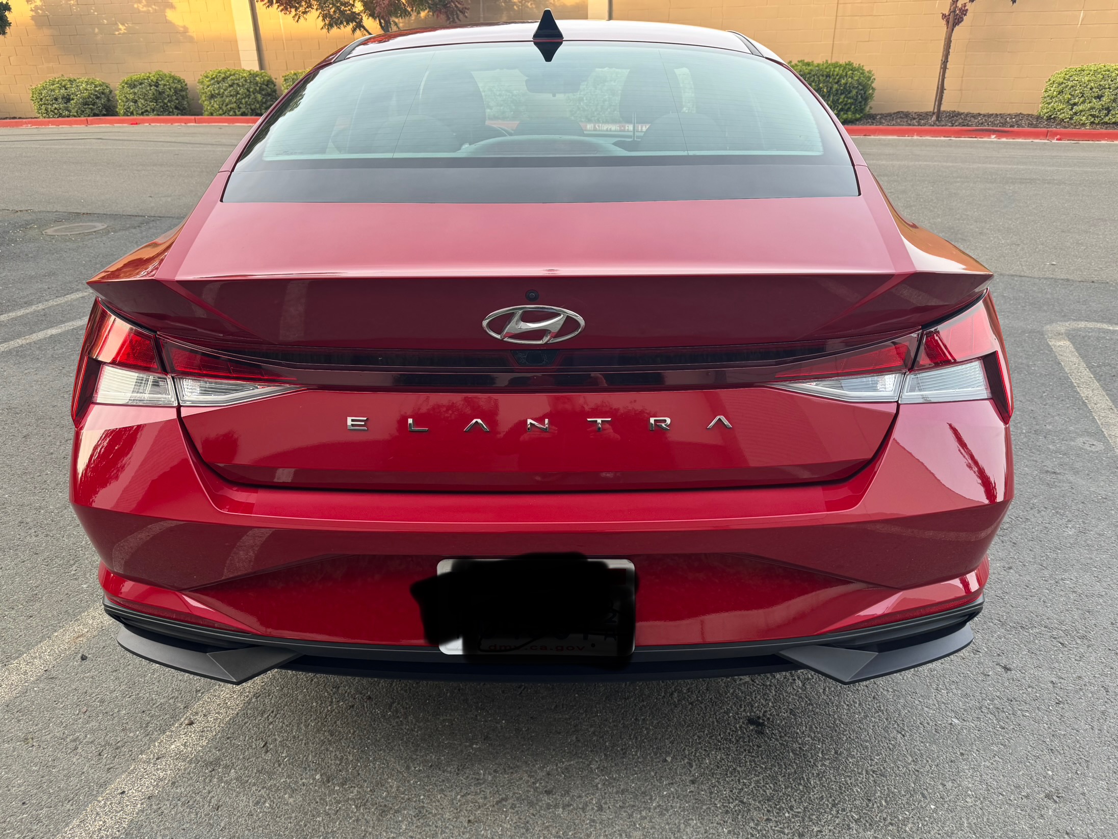 2021 Hyundai Elantra SEL - Image 6