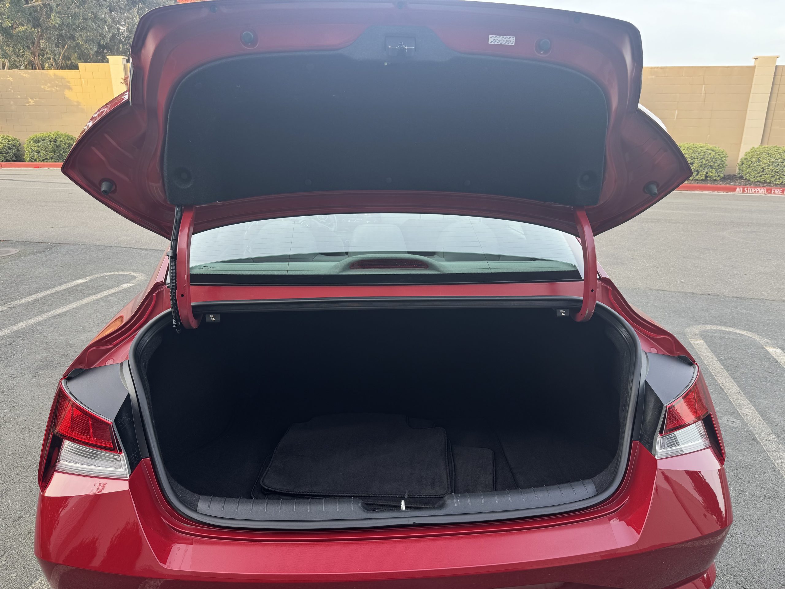 2021 Hyundai Elantra SEL - Image 5