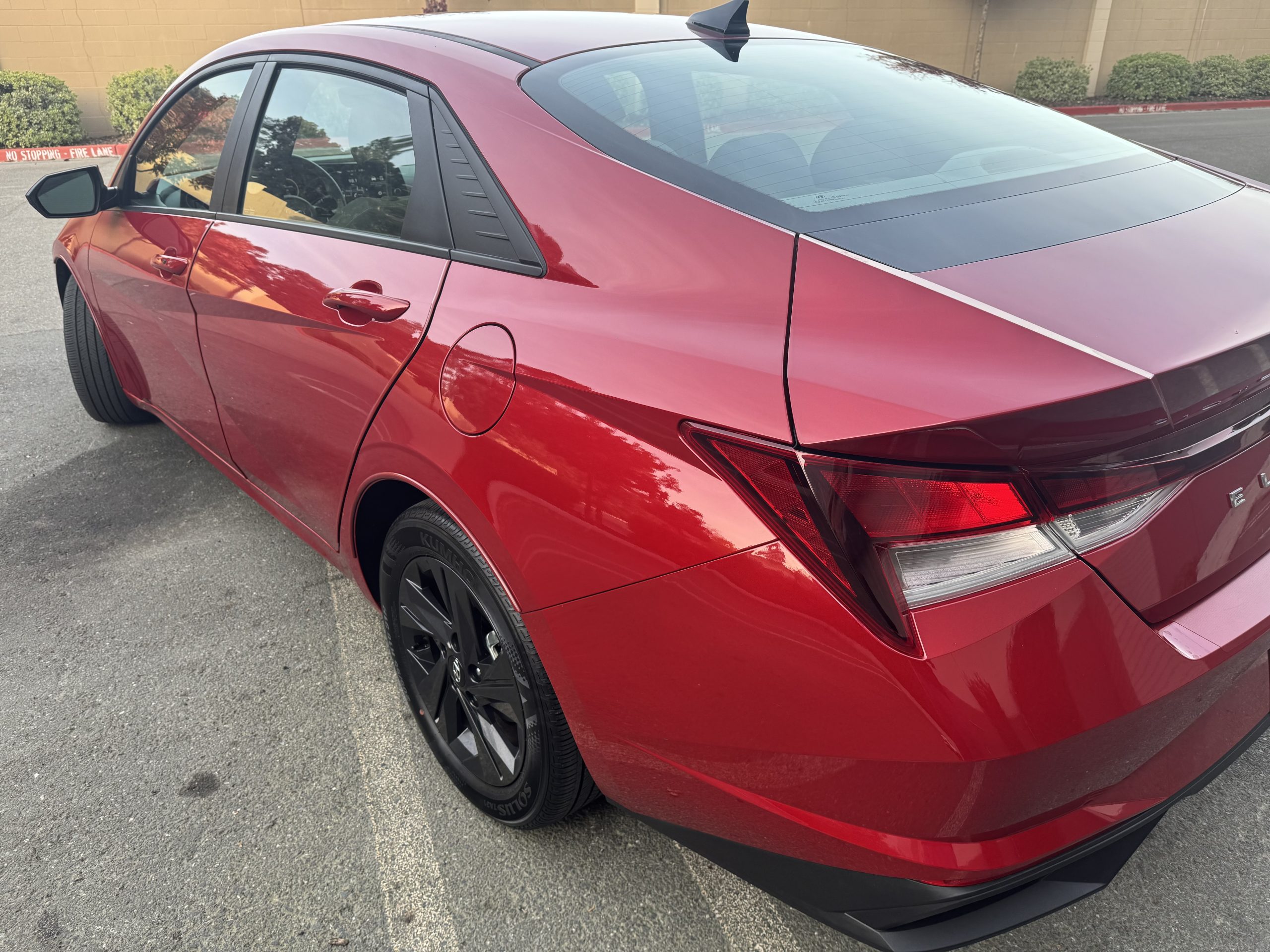 2021 Hyundai Elantra SEL - Image 8