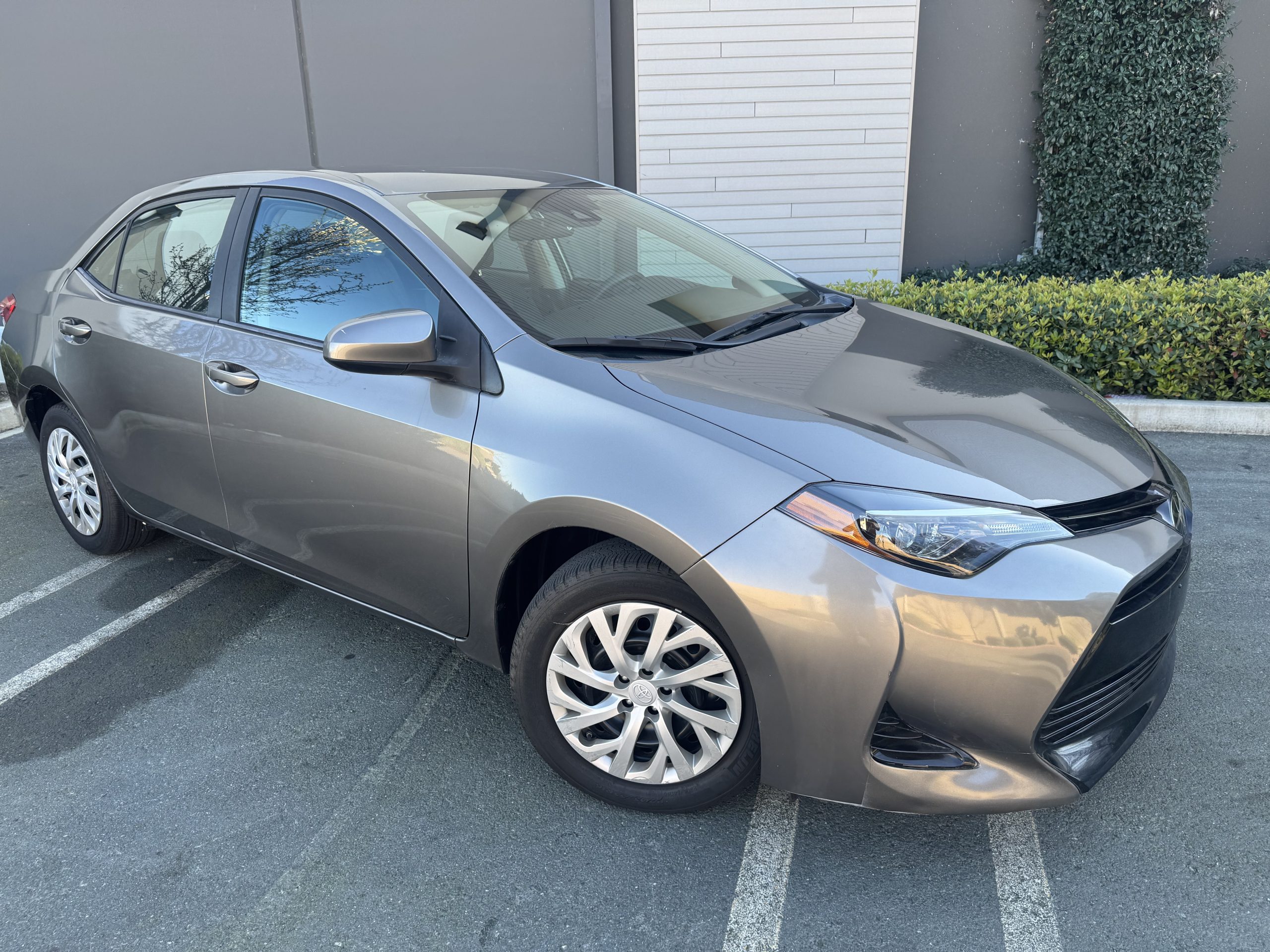 2018 Toyota Corolla - Image 2